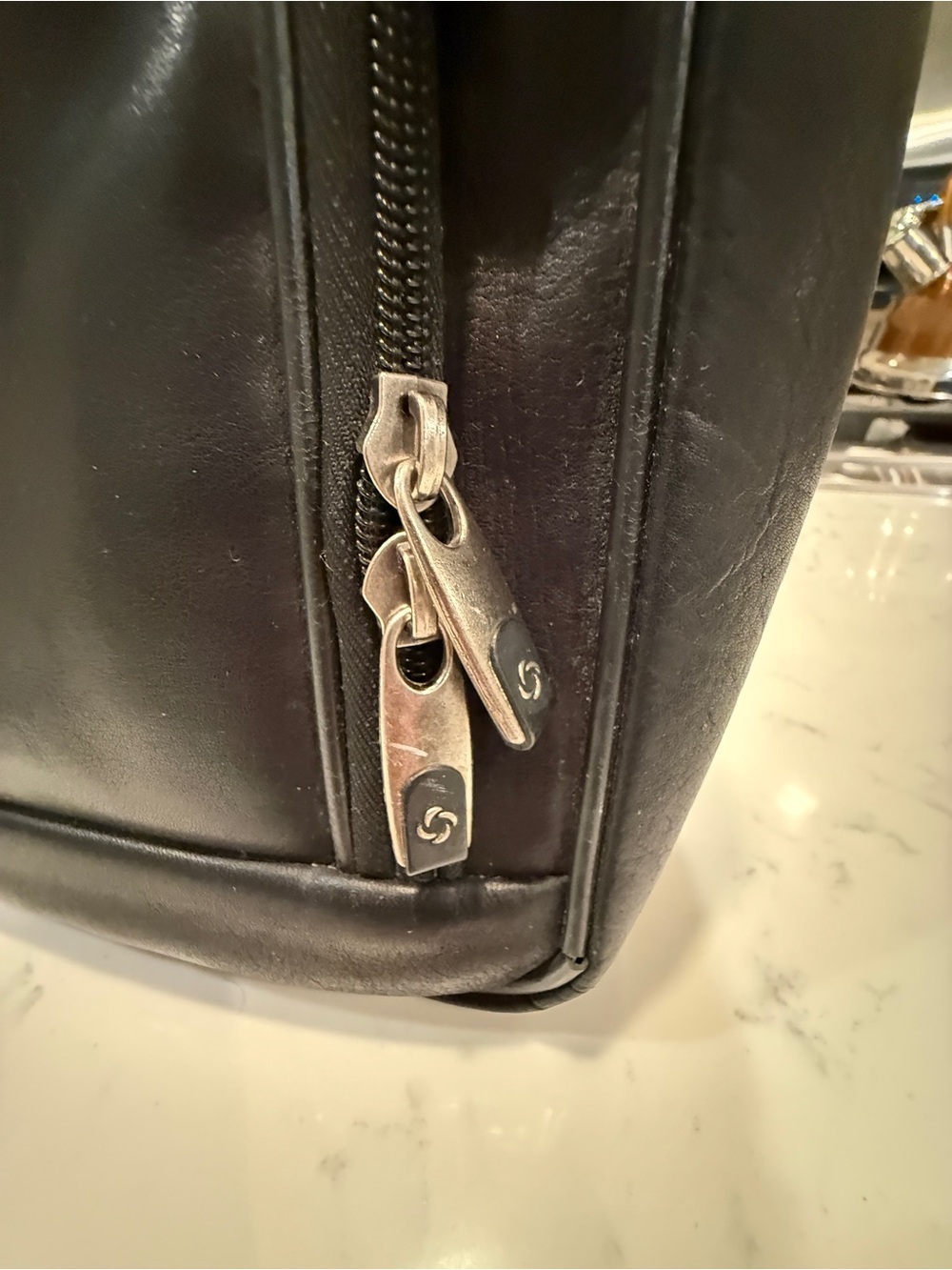 Samsonite Black Genuine Leather Laptop Briefcase Business Messenger Bag 16.5” - Picture 10 of 14